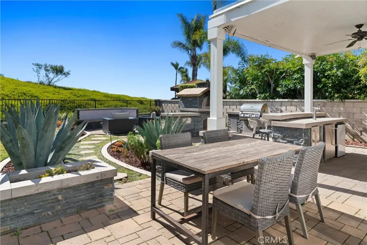 4 Pacific Crest, Laguna Niguel, California 92677