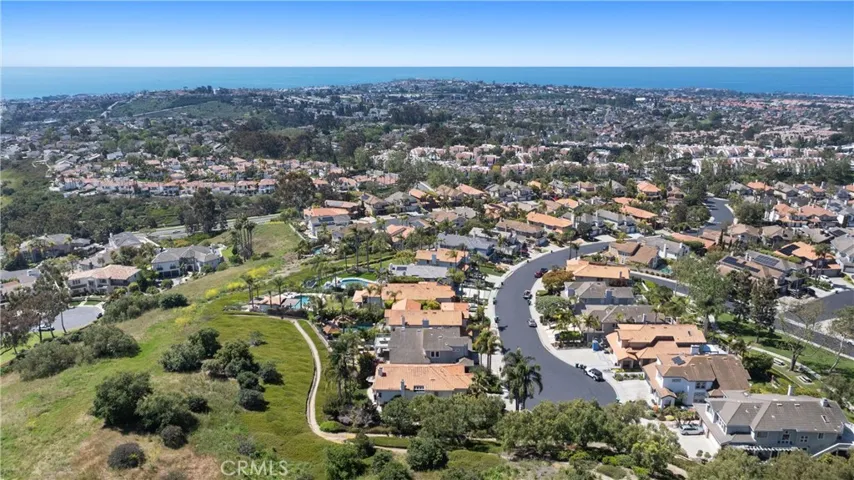 4 Pacific Crest, Laguna Niguel, California 92677
