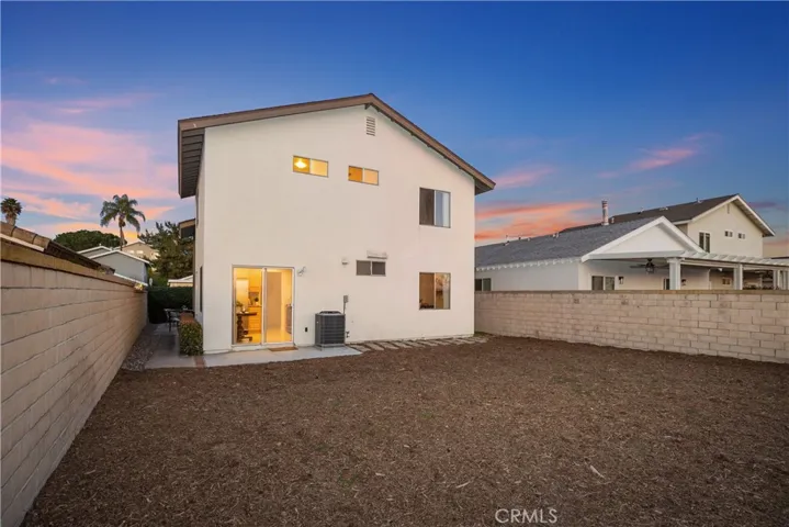 24531 Tarazona, Mission Viejo, California 92692