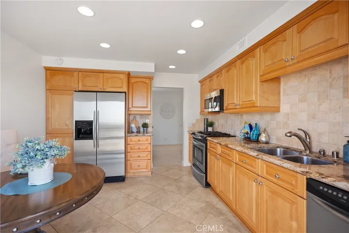 24531 Tarazona, Mission Viejo, California 92692