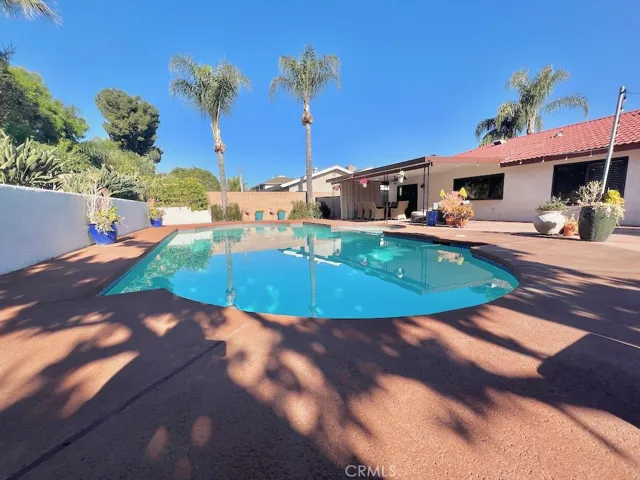 446 E Kendall Street, Corona, California 92879