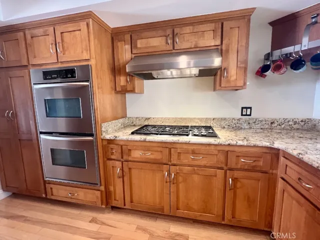 446 E Kendall Street, Corona, California 92879