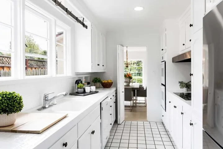 534 Santa Rita Avenue, Palo Alto, California 94301