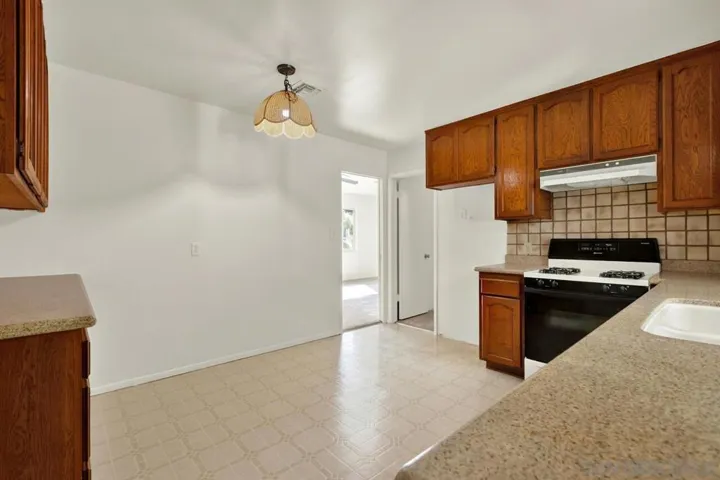 5700 Marengo, La Mesa, California 91942