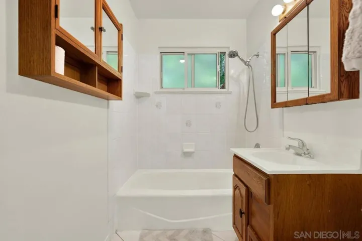 5700 Marengo, La Mesa, California 91942