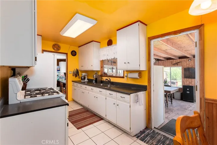 4814 Cebrian Avenue, New Cuyama, California 93254