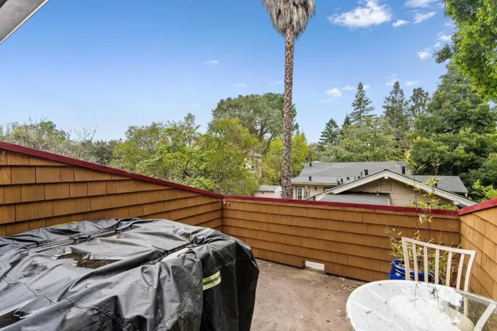 939 Cowper Street, Palo Alto, California 94301