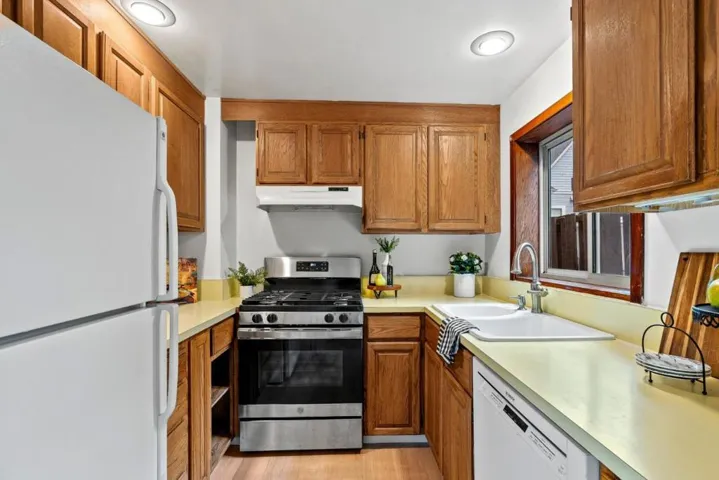 939 Cowper Street, Palo Alto, California 94301