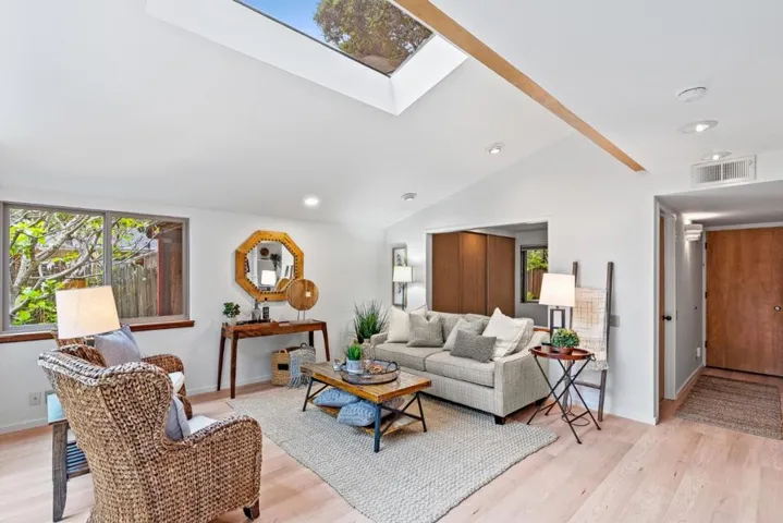939 Cowper Street, Palo Alto, California 94301