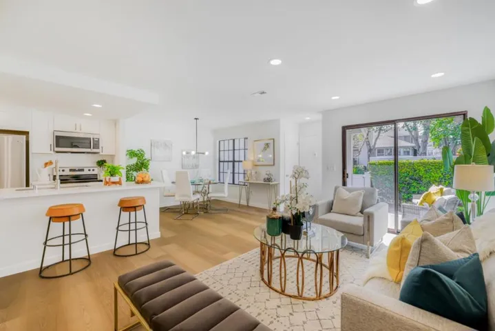 1925 Vista Cay, San Mateo, California 94404