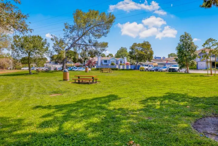 1925 Vista Cay, San Mateo, California 94404