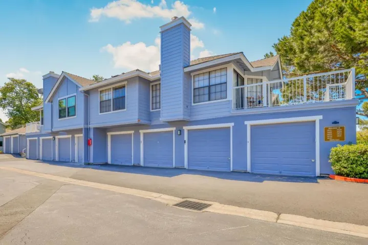 1925 Vista Cay, San Mateo, California 94404
