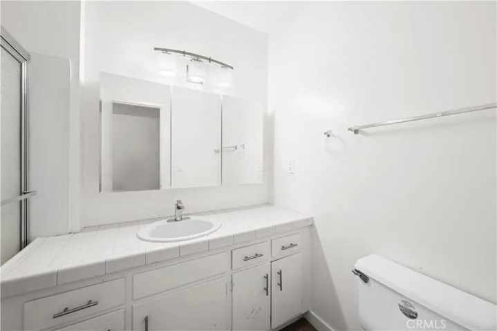 5403 Newcastle Avenue 43, Encino, California 91316