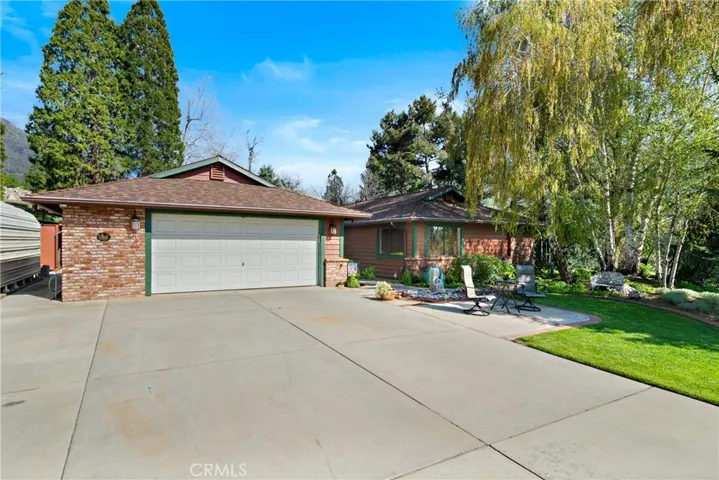 38309 Oak Glen Road, Yucaipa, California 92399