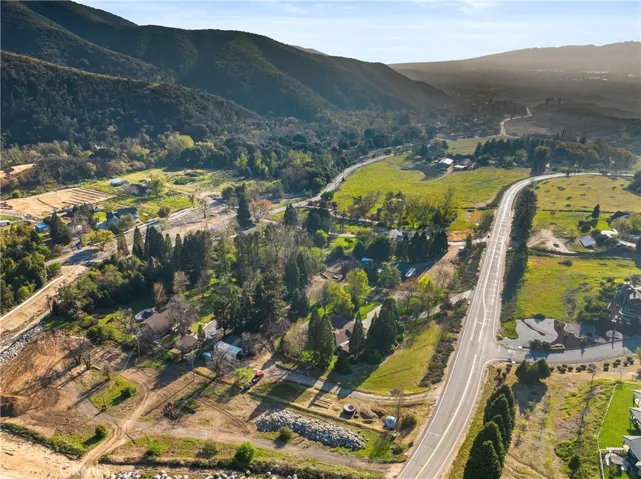 38309 Oak Glen Road, Yucaipa, California 92399