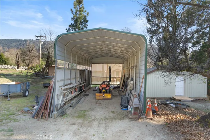 38309 Oak Glen Road, Yucaipa, California 92399