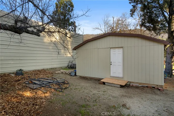 38309 Oak Glen Road, Yucaipa, California 92399