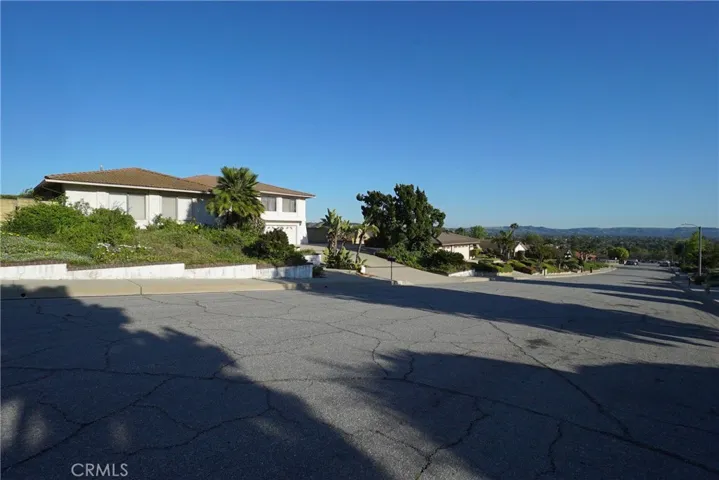 610 N Wildwood Avenue, Glendora, California 91741