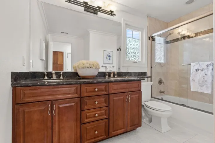 286 Monroe Drive, Mountain View, California 94040