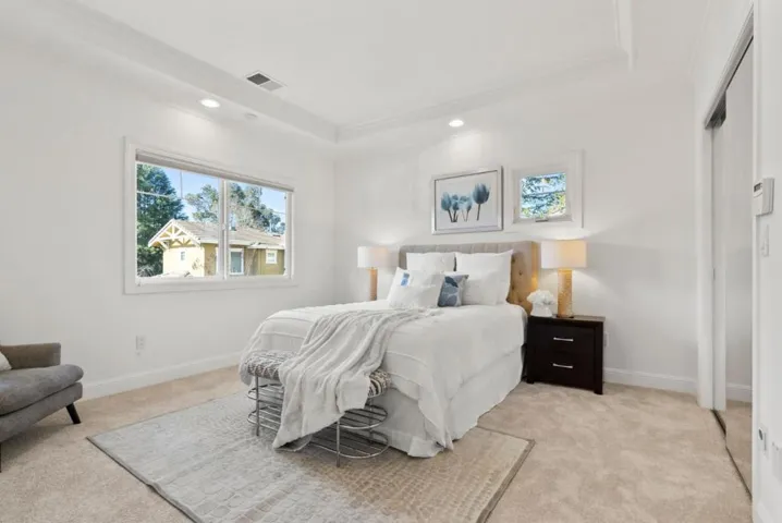 286 Monroe Drive, Mountain View, California 94040