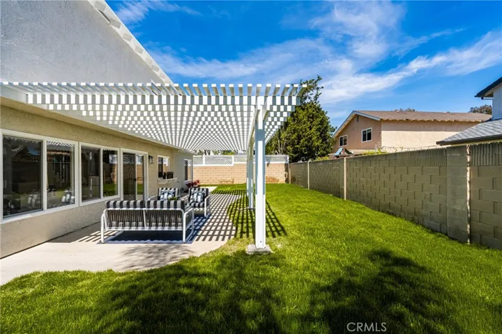 7584 E Paseo Laredo, Anaheim Hills, California 92808