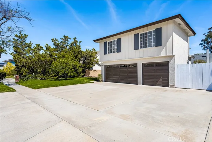 7584 E Paseo Laredo, Anaheim Hills, California 92808