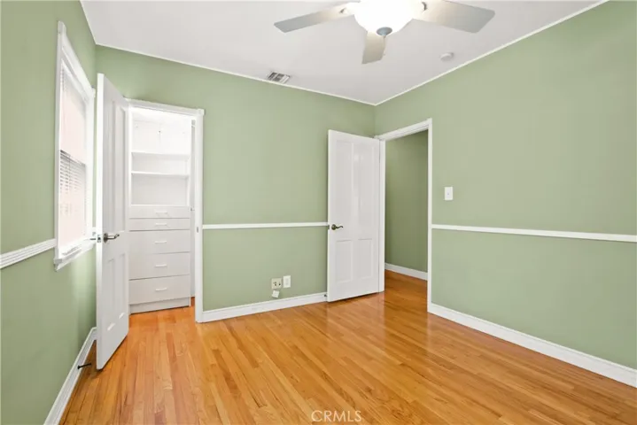 408 N Beachwood Drive, Burbank, California 91506