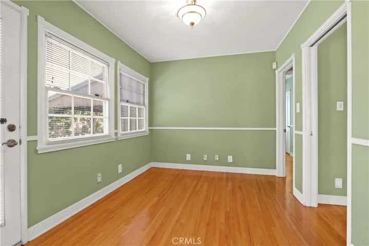 408 N Beachwood Drive, Burbank, California 91506