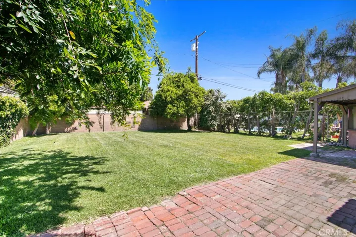 408 N Beachwood Drive, Burbank, California 91506