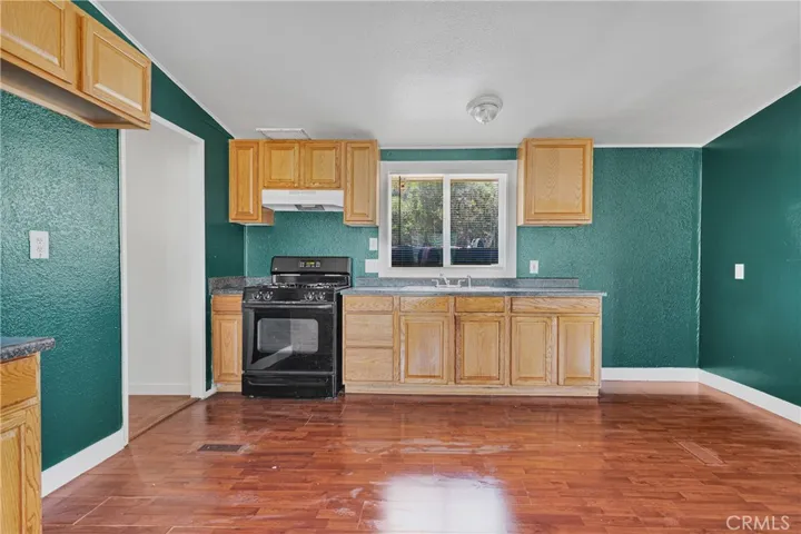 16685 State Highway 173, Hesperia, California 92345