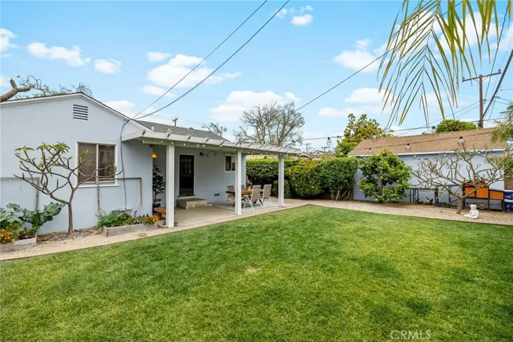 7044 E Parkcrest Street, Long Beach, California 90808