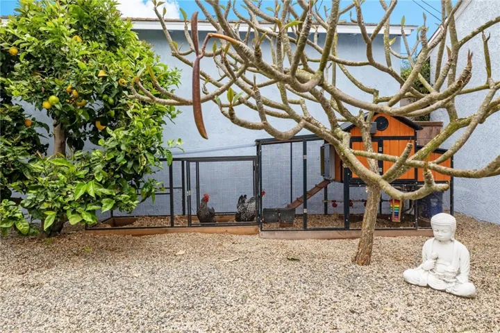 7044 E Parkcrest Street, Long Beach, California 90808