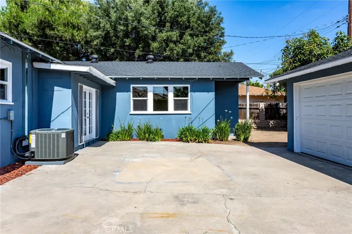 1404 E Palm Avenue, Orange, California 92866