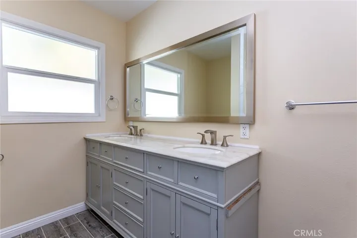 1404 E Palm Avenue, Orange, California 92866