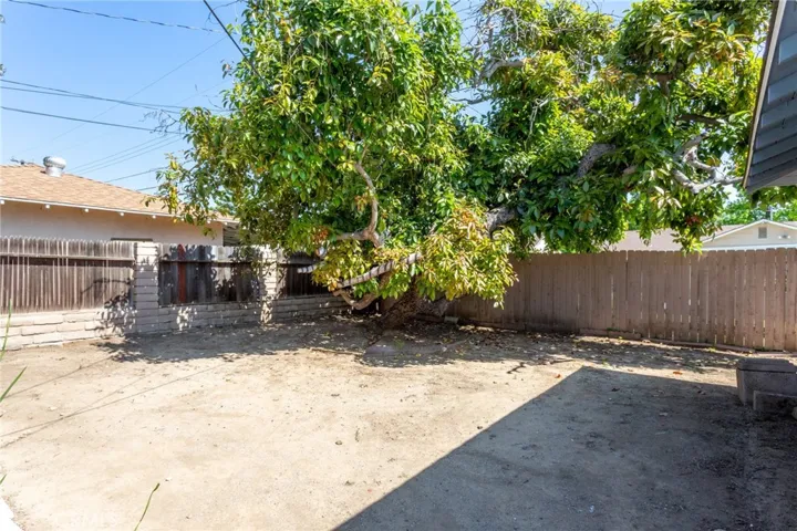 1404 E Palm Avenue, Orange, California 92866