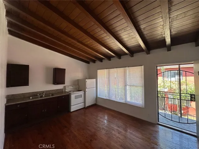 728 Cerritos Avenue, Long Beach, California 90813
