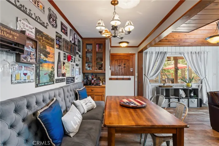 173 Hillcrest Court, Lake Arrowhead, California 92352