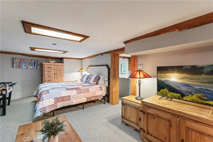 173 Hillcrest Court, Lake Arrowhead, California 92352