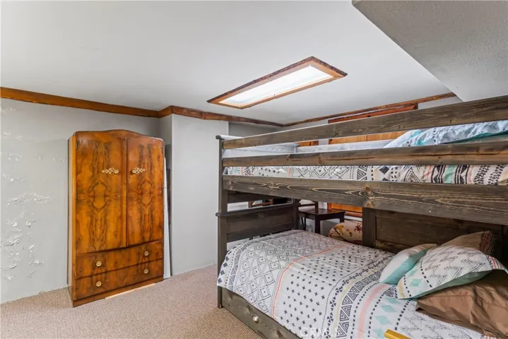 173 Hillcrest Court, Lake Arrowhead, California 92352