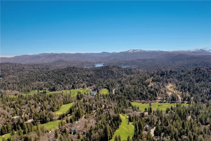 173 Hillcrest Court, Lake Arrowhead, California 92352