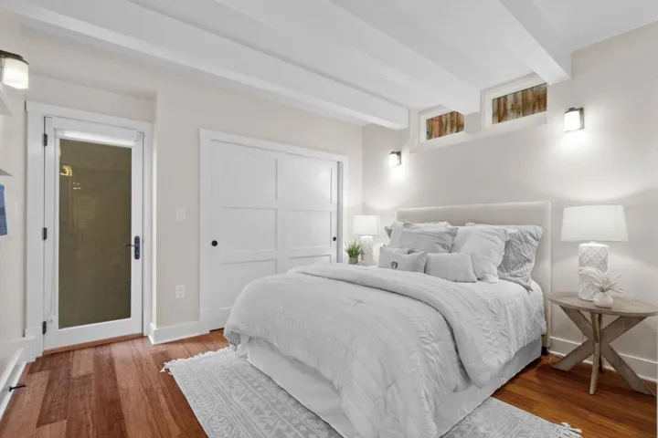 943 Loraine Avenue, Los Altos, California 94024