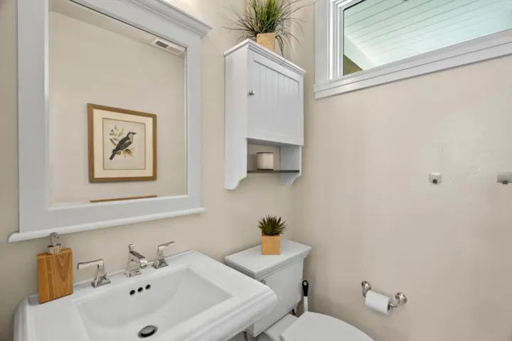 943 Loraine Avenue, Los Altos, California 94024