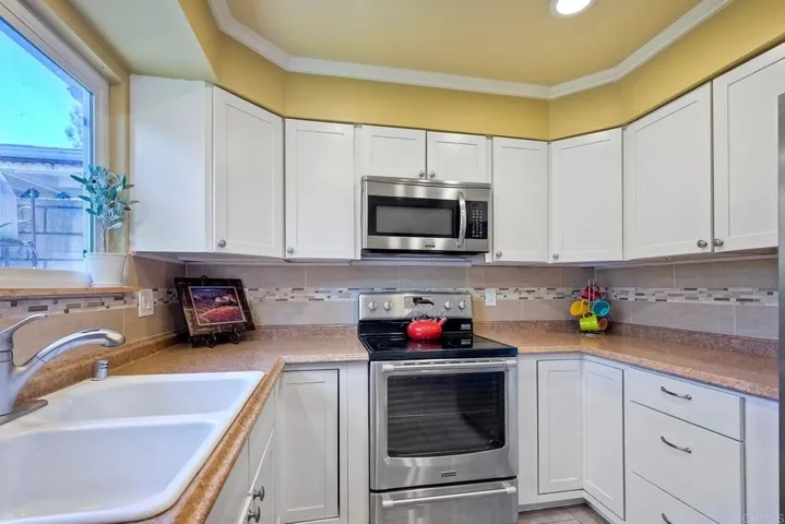 910 Royal Tern Way, Oceanside, California 92057