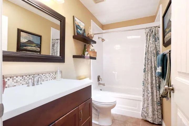 910 Royal Tern Way, Oceanside, California 92057