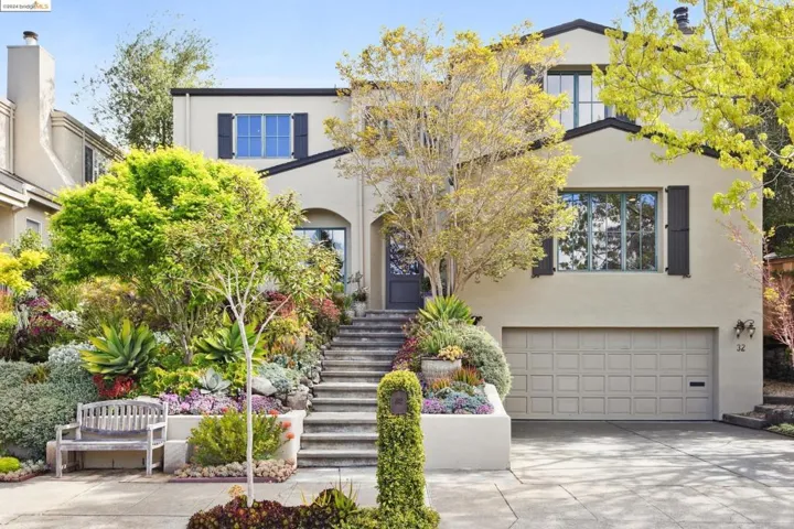 32 Neva Court, Oakland, California 94611