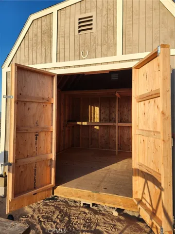 STORAGE SHED