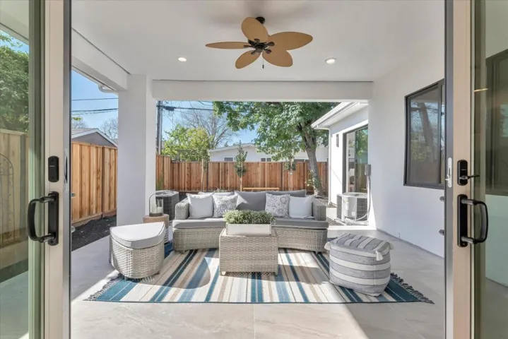 18890888 Pendergast Avenue, Cupertino, California 95014