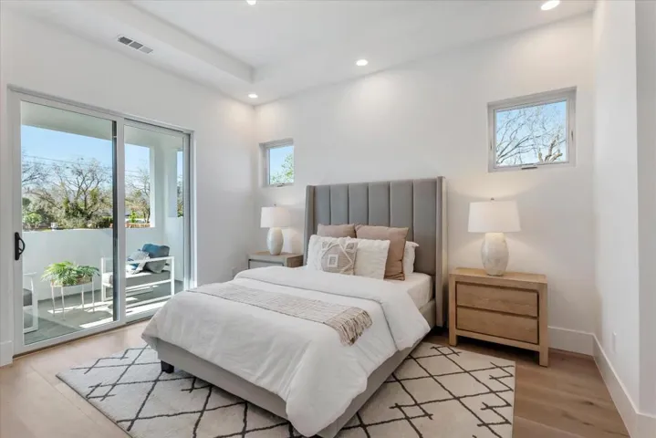 18890888 Pendergast Avenue, Cupertino, California 95014