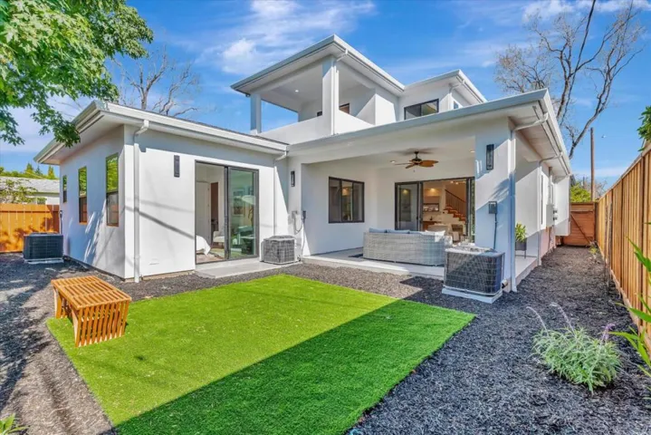 18890888 Pendergast Avenue, Cupertino, California 95014