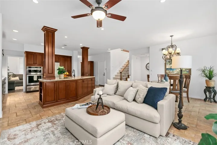 19 Southern Hills Drive, Aliso Viejo, California 92656
